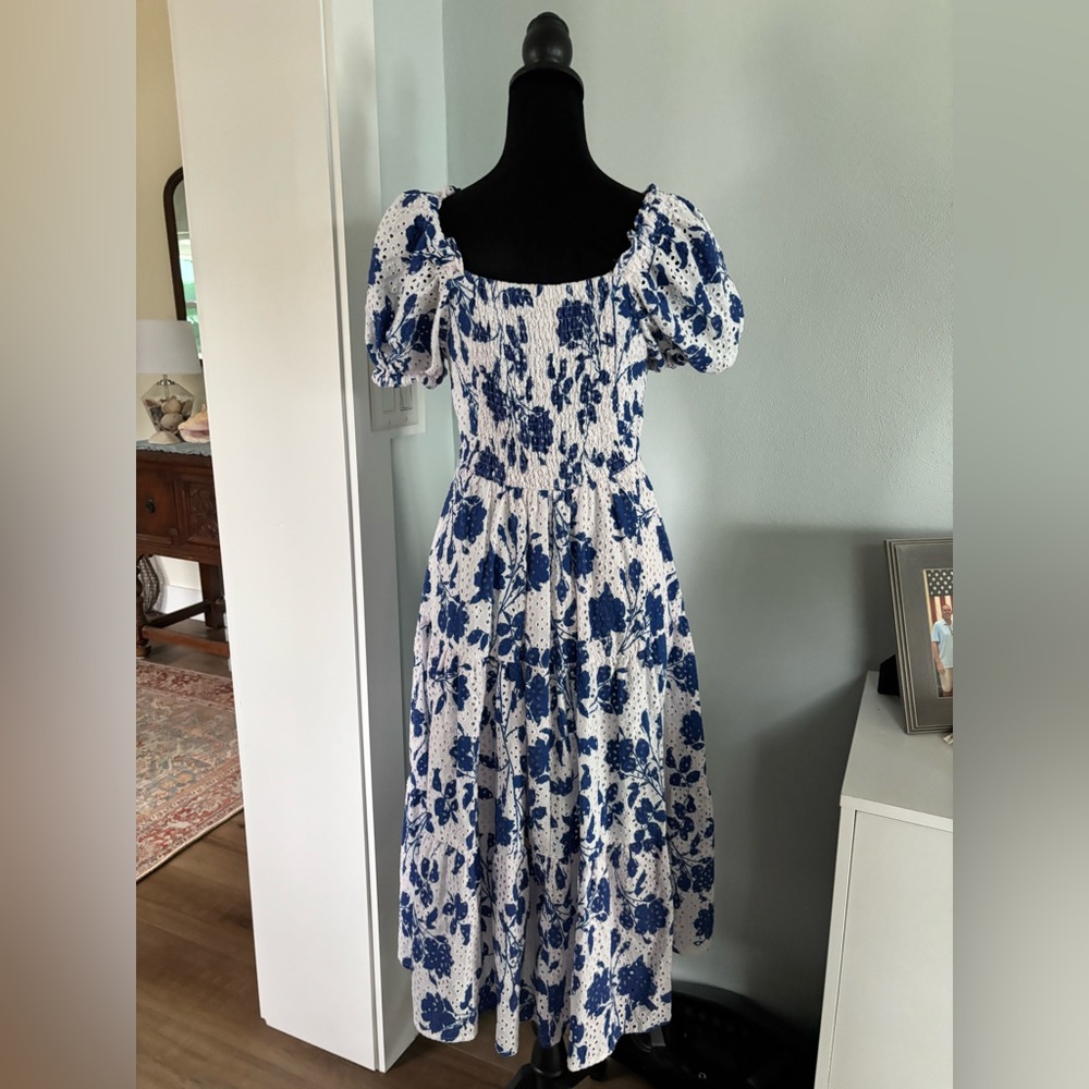 Rachel Parcell eyelet stencil tiered midi dress in Periwinkle XS - Picture 7 of 8